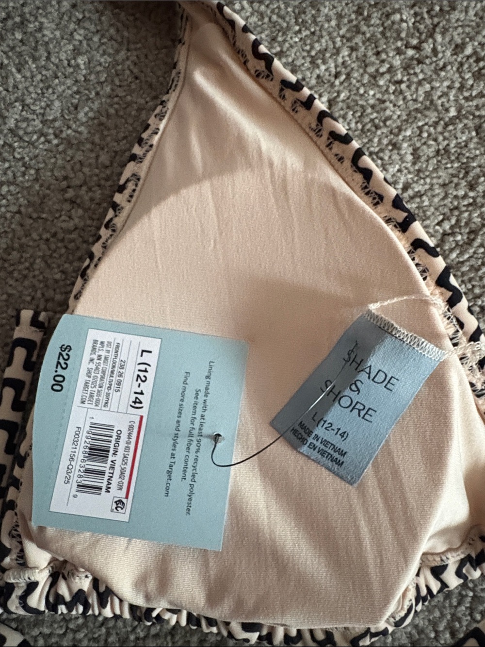 Shade & Shore Black and Cream Zigzag Triangle Swim Top - Picture 3 of 3